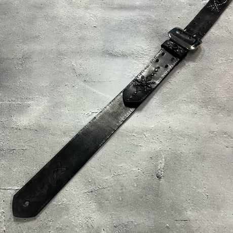 【 42mm Width Vintage Leather Guitar Strap / Vintage Spots Design 002（Black-AQ）】（SUGIZO Model）