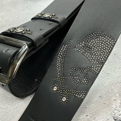 【 50mm Width Hard Leather Guitar Strap / Modern Pirates Skull Spots Design 】