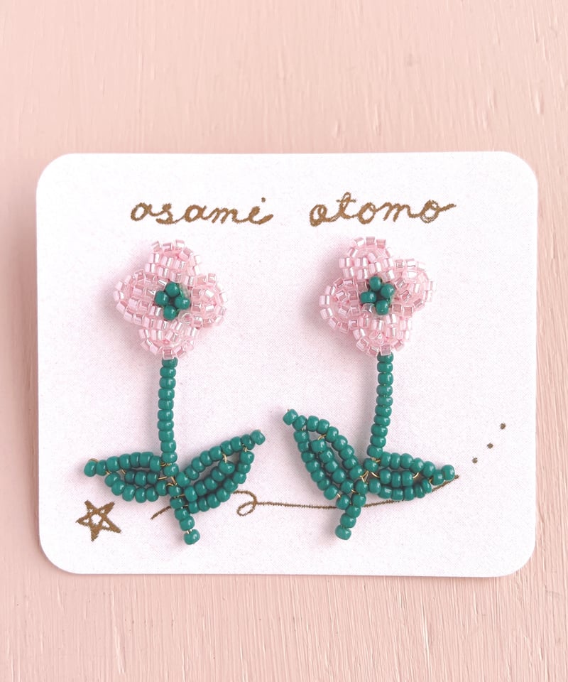 お花ビーズ刺繍ピアス 【ピンク】 | asami otomo