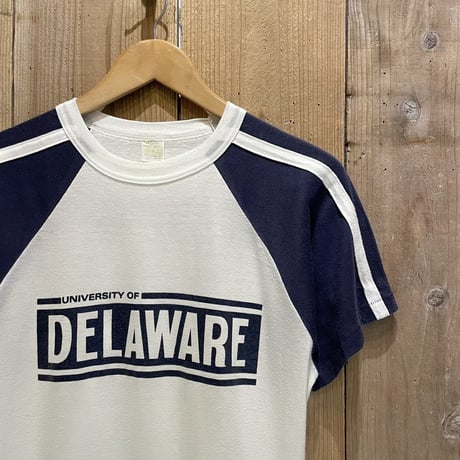 80s Velva Sheen DELAWARE UNIVERSITY College Print T-Shirt