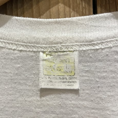 80s Velva Sheen DELAWARE UNIVERSITY College Print T-Shirt