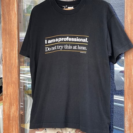 90s FRUIT OF THE LOOM Professional T-Shirt