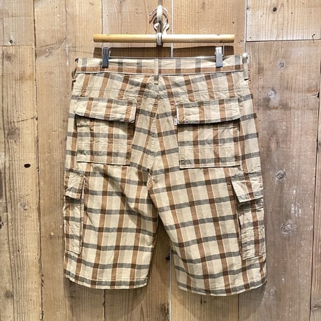 Levi’s Cotton Cargo Check Shorts