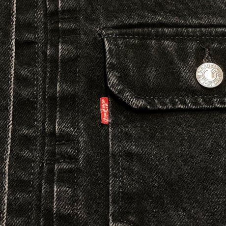 90s Levi’s 77599-0260 Black Denim Vest