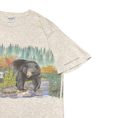 90s GILDAN MONTREAL,CANADA T-Shirt