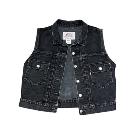 90s Levi’s 77599-0260 Black Denim Vest