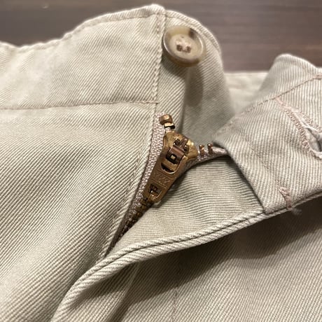 90's- GAP Two Tuck Chino Pants