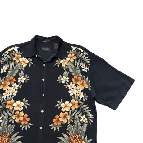 00s- VAN HEUSEN ALL OVER Print Rayon Shirt
