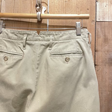 90's- GAP Two Tuck Chino Pants