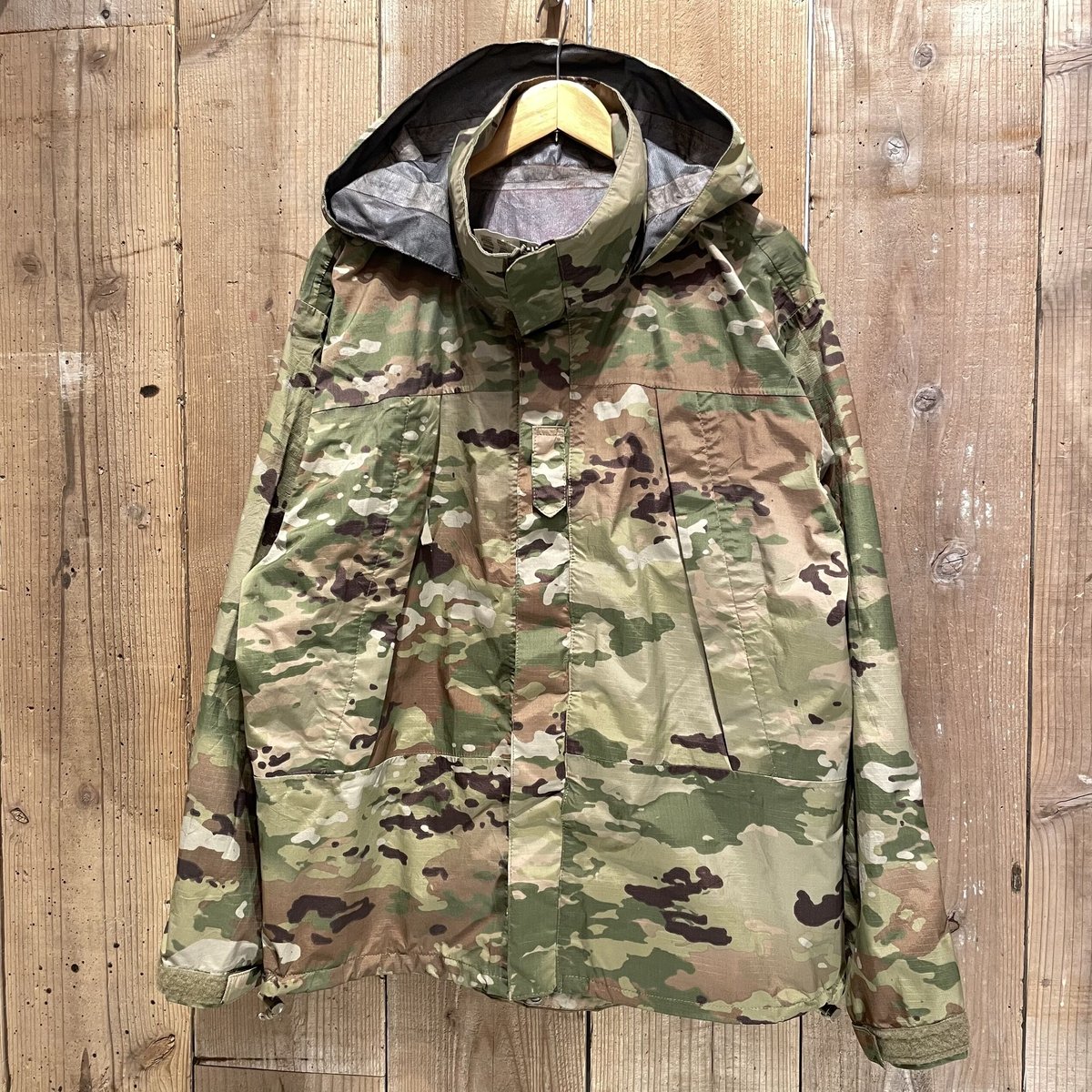 U.S.ARMY ECWCS GORE-TEX デザートカモ 米軍-