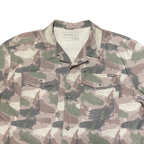 00s- Eddie Bauer Fish Print Cotton/Poly Shirt