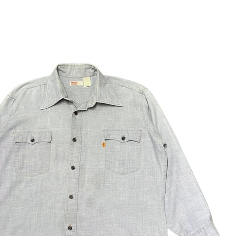 70s Levi’s Cotton/Poly Chambray Shirt