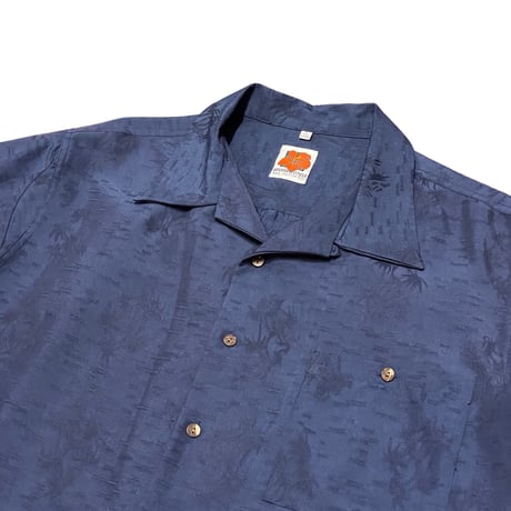 BANANA SPILITUSA Viscose/Poly Open Collar Shirt