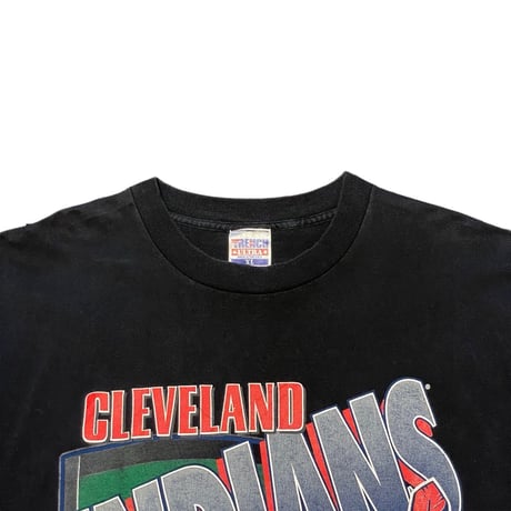 90s MLB CLEVELAND INDIANS T-Shirt