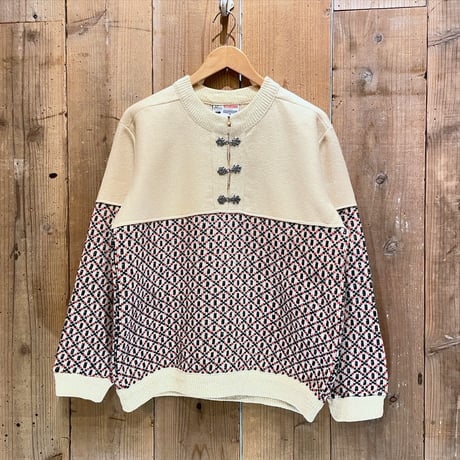 SCANDINAVIAN KNITWEAR Nordic Sweater