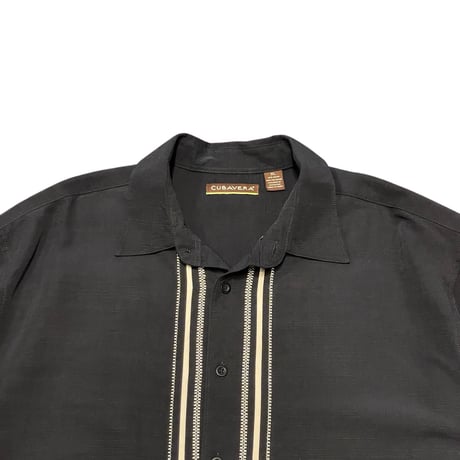 00s- CUBAVERA Rayon/Poly Embroidered Shirt