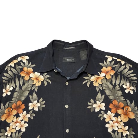 00s- VAN HEUSEN ALL OVER Print Rayon Shirt