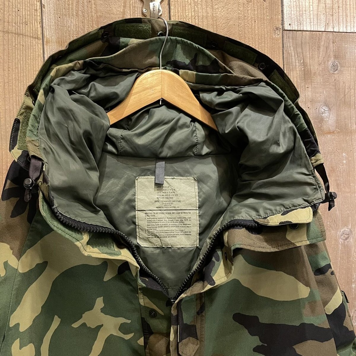 ENGINEERED GARMENTS × ビームスプラス ECWCS CAMO BEAMS PLUS（542678） スタイリング・コーディネイト｜BEAMS