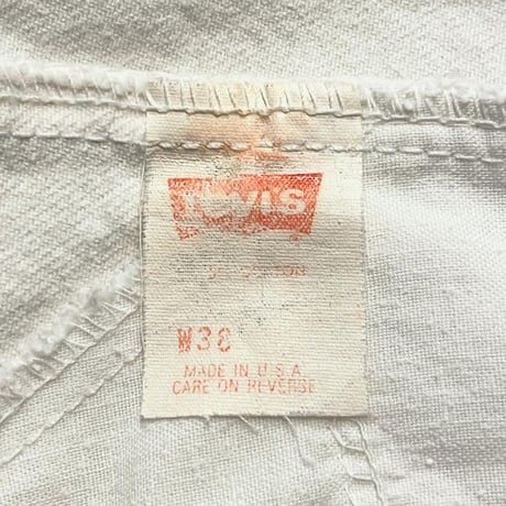 90’s Levi’s 550 White Denim Shorts