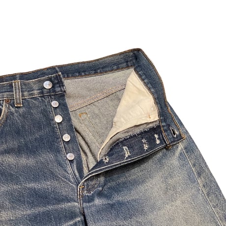 90's Levi’s 501 Jeans