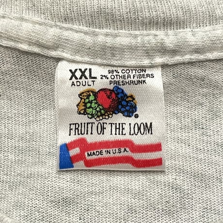 90s FRUIT OF THE LOOM Polar Bear Embroidery T-Shirt