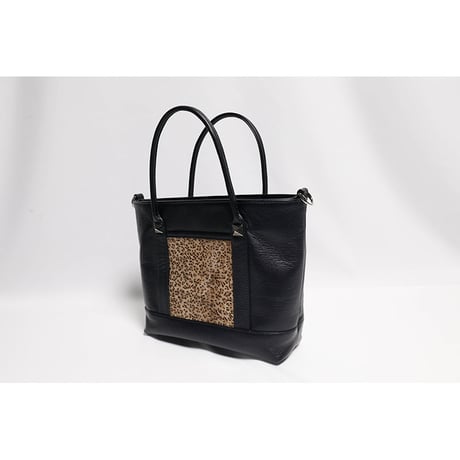 Leather Smal Tote Bag 001 / 2Pyramid Leopard Fur Design