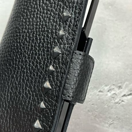 IKUO×MODERN PIRATES Leather iPhone Diary Case / Black Pyramid Spots Design