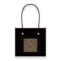 Leather Medium Tote Bag 001 / 2Pyramid Leopard Fur Design
