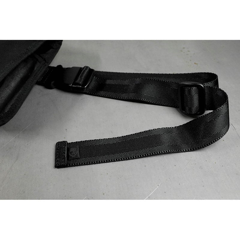 Genuine Leather Tactical Bandolier Pouch / Sing