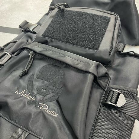 Velcro Specification Backpacks / Modern Pirates Skull Design 001 (刺繍)