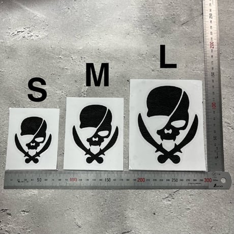 【 Cutting Sticker / Modern Pirtaes Skull Design 】