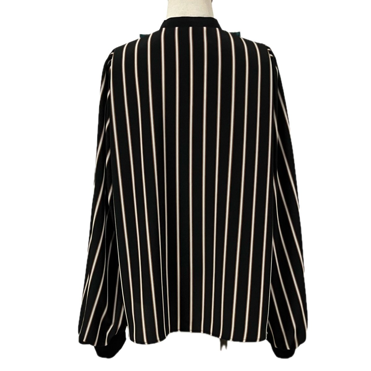 洋服2点 fit=scale-down,w=1200