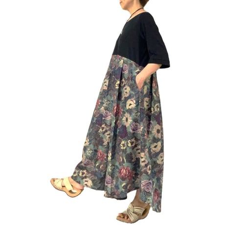 OPC-8913　花柄スカートのフレアーワンピ　青緑ベース花柄（913）（丈カスタム有）