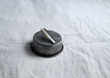 BLUE  POND｜硝子シングルピアス