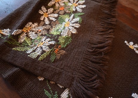 vintage／Scandinavian  Table Runner Embroidered