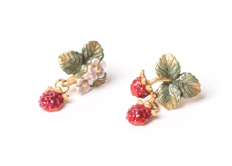 PalnartPoc｜  ワイルドベリーピアス