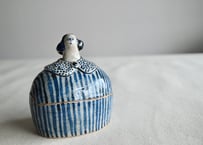 本間 和花子｜ 蓋もの（人／ストライプ）確認箇所あり