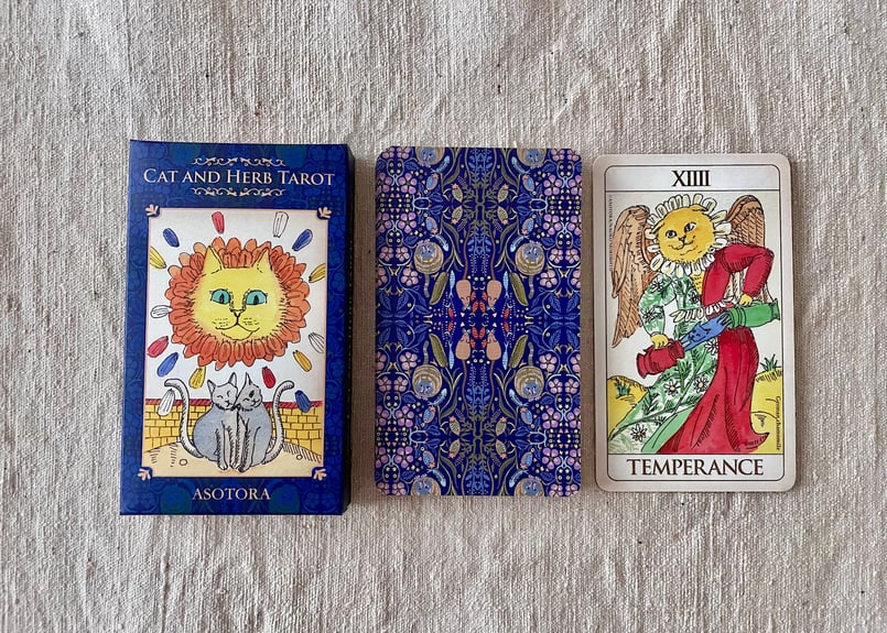 再入荷〉あそびトランプ堂|CAT AND HERB TAROT | 雑貨と作家もの リリ 再入荷〉あそびトランプ堂|CAT AND HERB TAROT | 雑貨と作家もの リリ