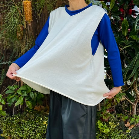 Aラインwoolベスト