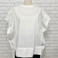 ゆったりシルエットTシャツ