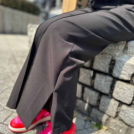 美ライン　感動ワイドパンツ