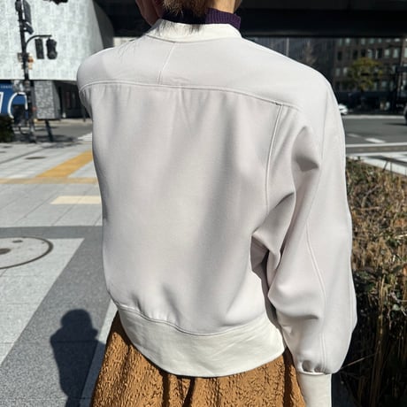 コンパクト　クルーネック　カーディガン