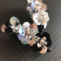 Spangle Flower Bananaclip