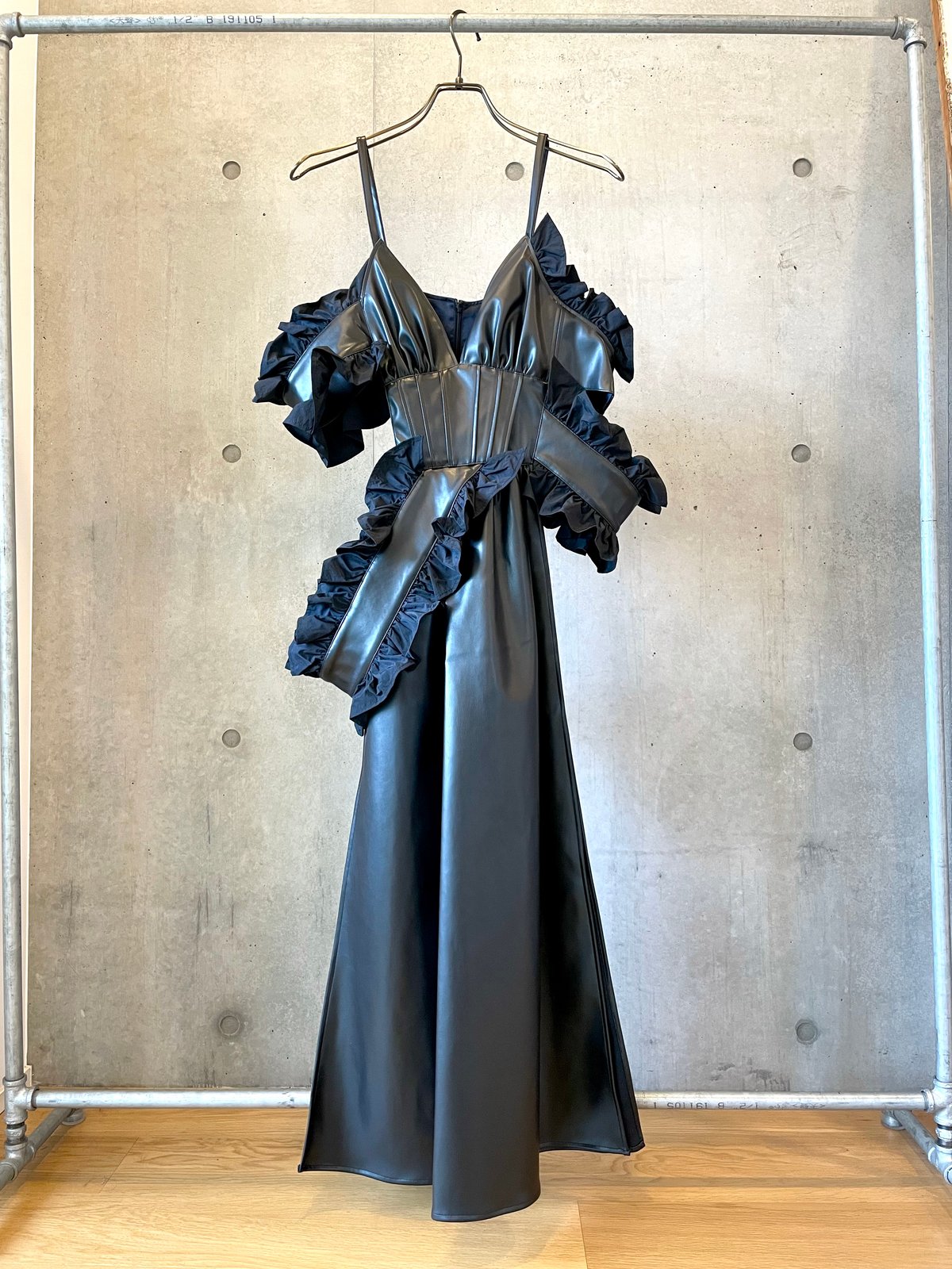 SHIROMA 24S/S frills slip dress（vegan leather）