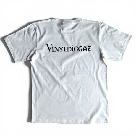 BACIO./VINYL DIGGAZ TEE_ WHITE