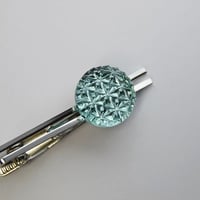 東京切子ネクタイピン　麻の葉　ピーコックグリーン