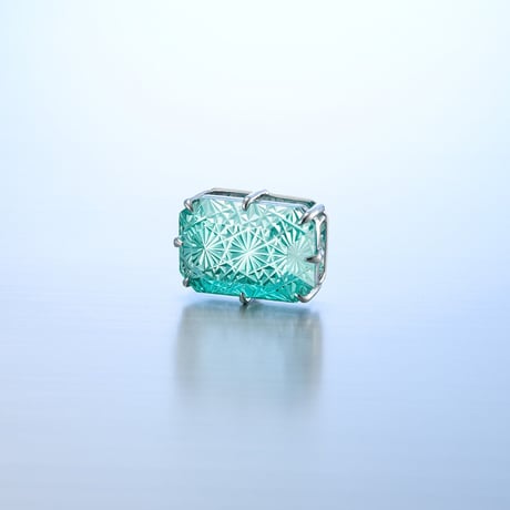KILIKO　JEWELRY（東京切子）帯留め　星姫　ピーコックグリーン