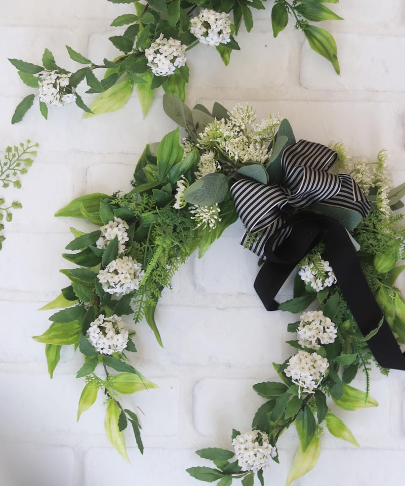 こでまりのホースシューリース | bloomish