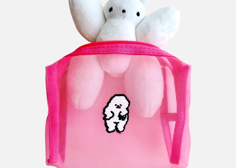 ふっくらメッシュポーチ「ギャルピする犬」 | nagakiperm ONLINE STORE