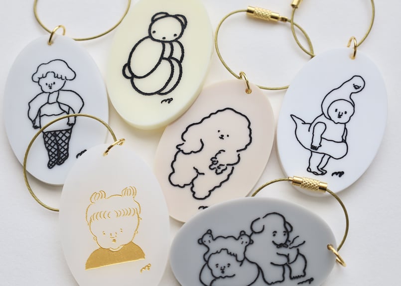 食堂で待ってる時に渡される札のキーホルダー「ブサイク証明写真